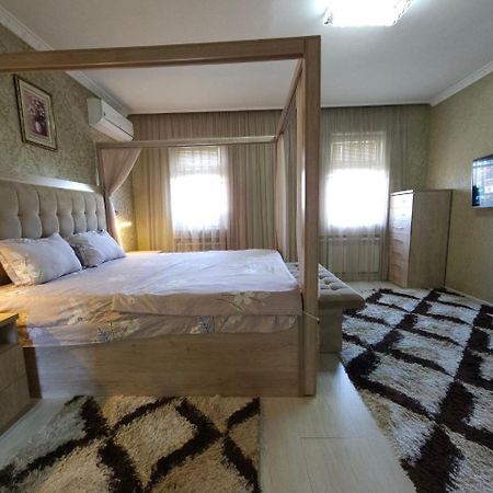 Hi-Tech Apartment In City Center Ташкент Экстерьер фото