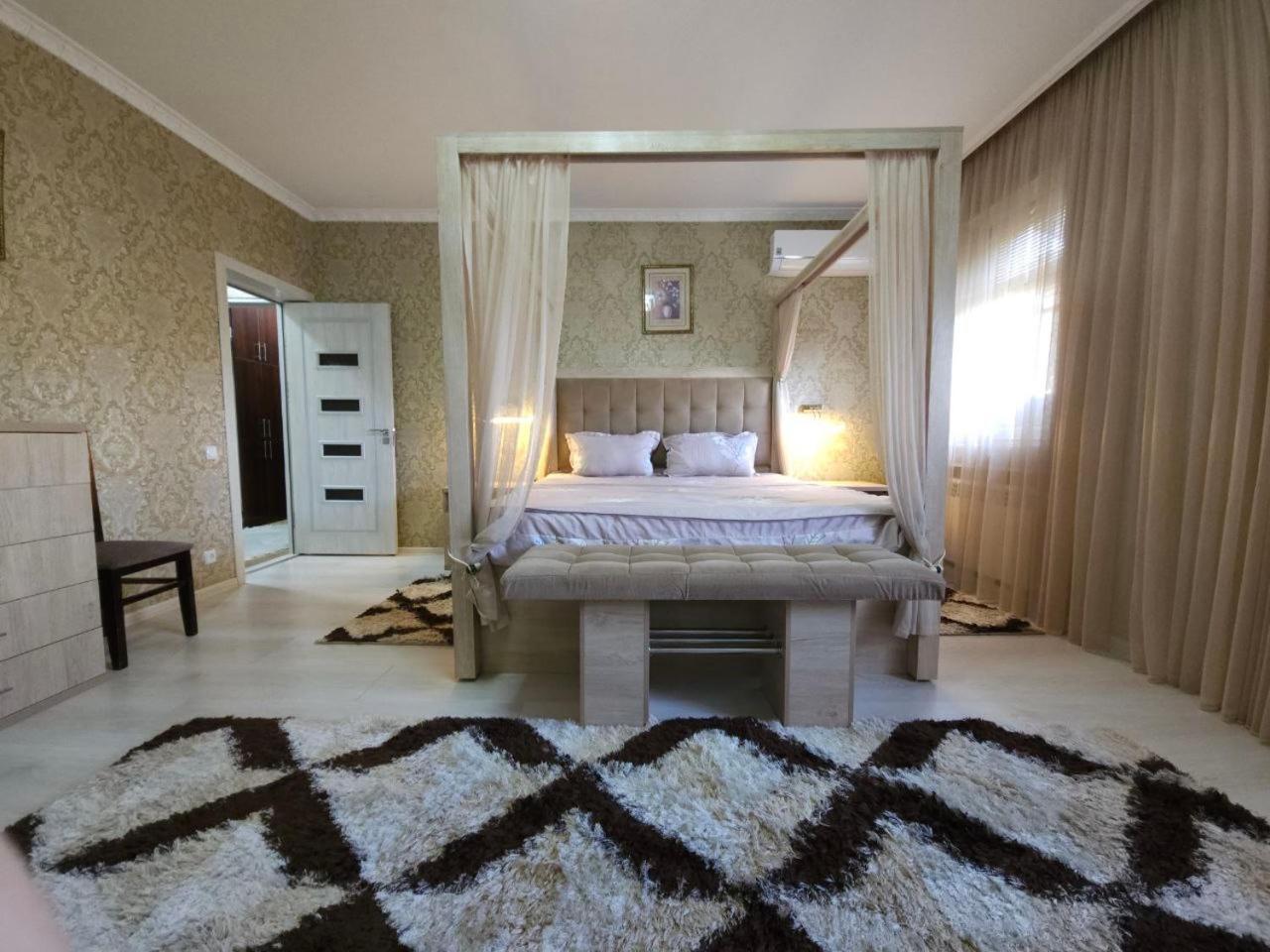 Hi-Tech Apartment In City Center Ташкент Экстерьер фото