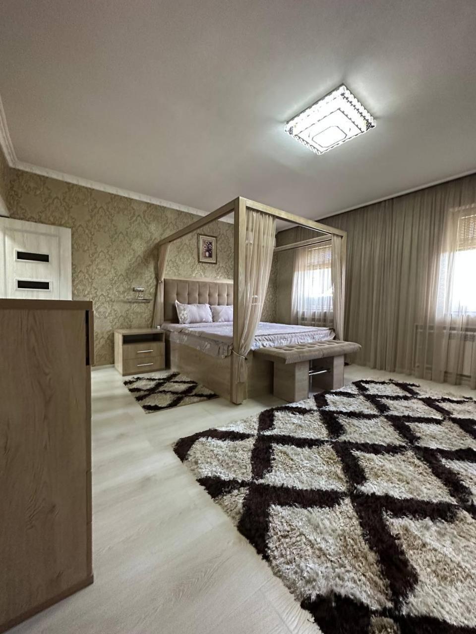 Hi-Tech Apartment In City Center Ташкент Экстерьер фото